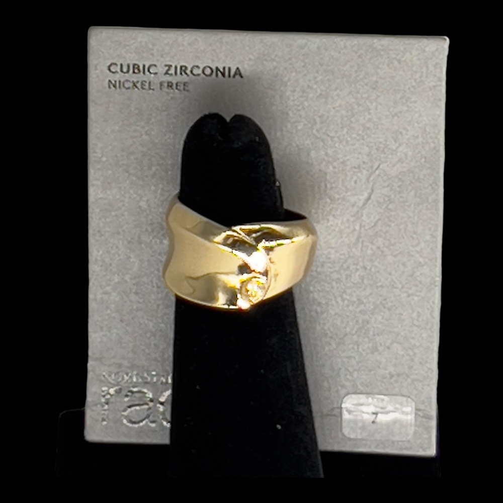Nordstrom Rack Ring Size 7 Gold Tone Cubic Zirconia Nickel Free Ring Size 7 NWT - Picture 9 of 10